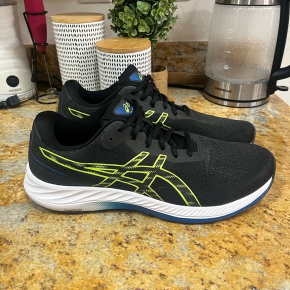 ASICS Gel Excite 9 size 12 - Picture 1 of 8